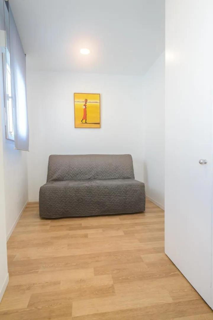 Apartamento Con Terraza Vistas Al Mar. โกนิล เด ลาฟรอนเตรา ภายนอก รูปภาพ