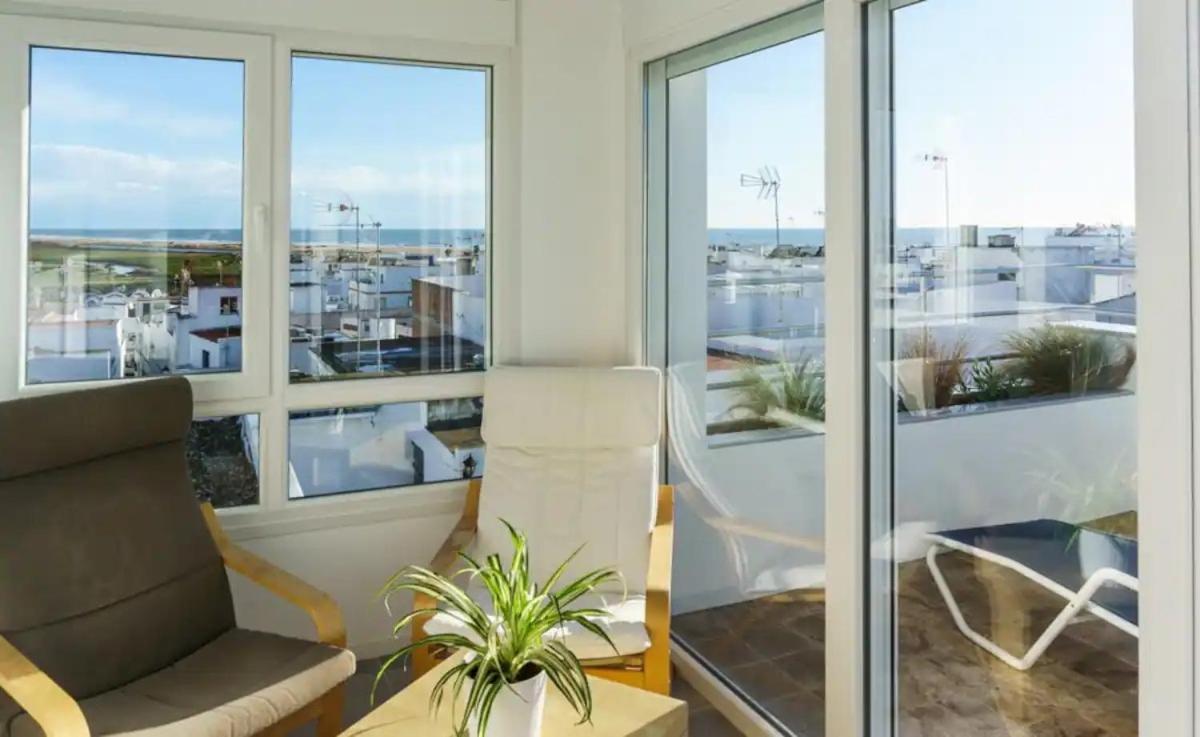Apartamento Con Terraza Vistas Al Mar. โกนิล เด ลาฟรอนเตรา ภายนอก รูปภาพ