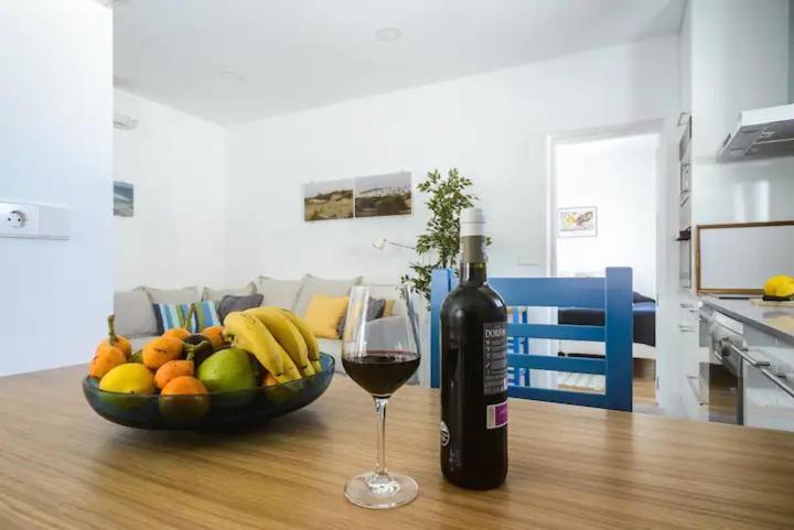 Apartamento Con Terraza Vistas Al Mar. โกนิล เด ลาฟรอนเตรา ภายนอก รูปภาพ